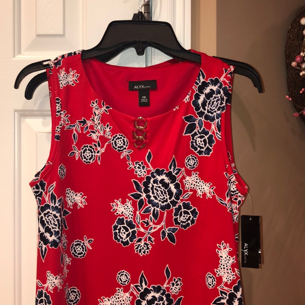 DRESS 👗 - Picture 2 of 3